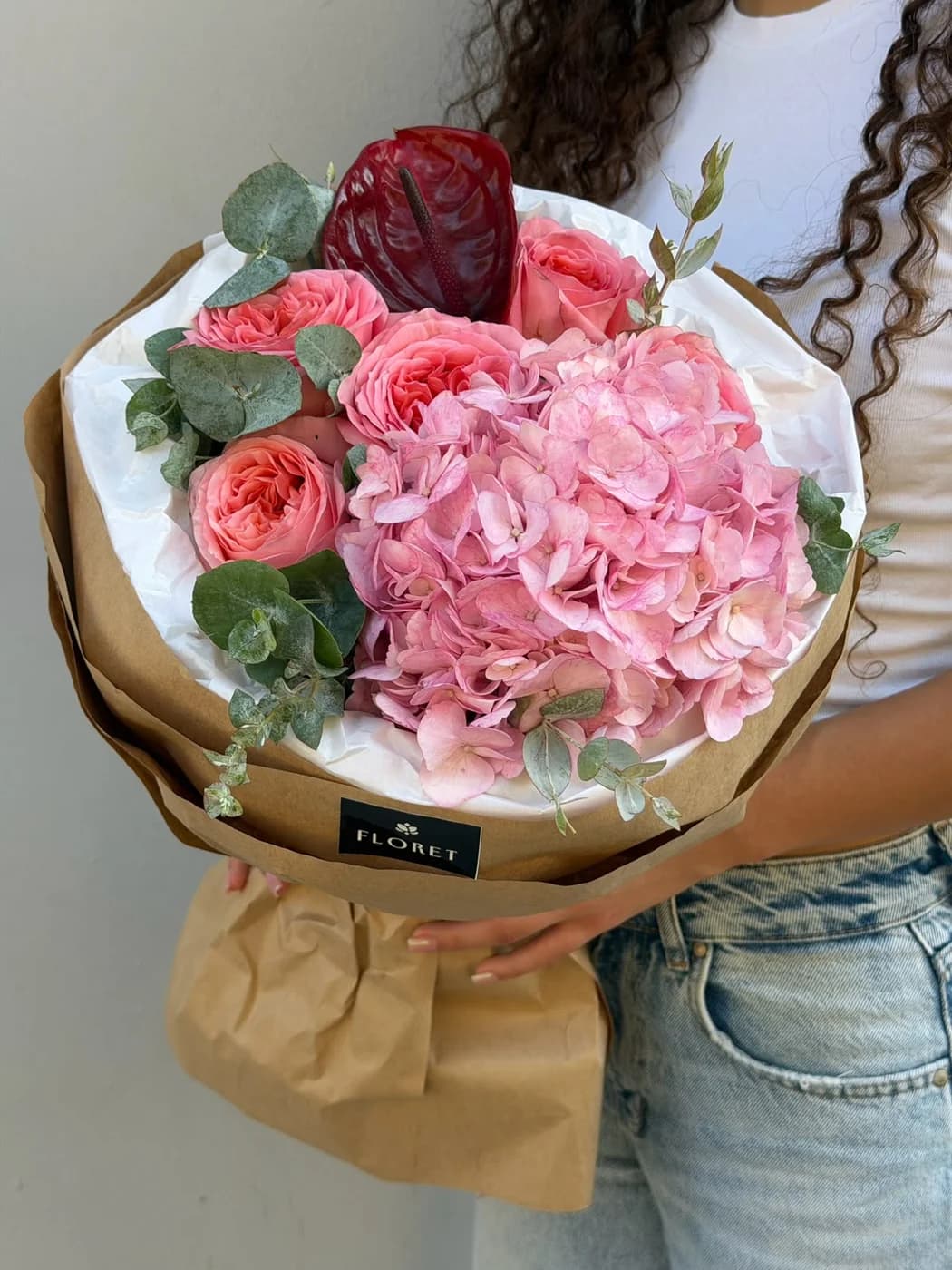 Микс букет из роз Pink Expression, гортензии и антуриума